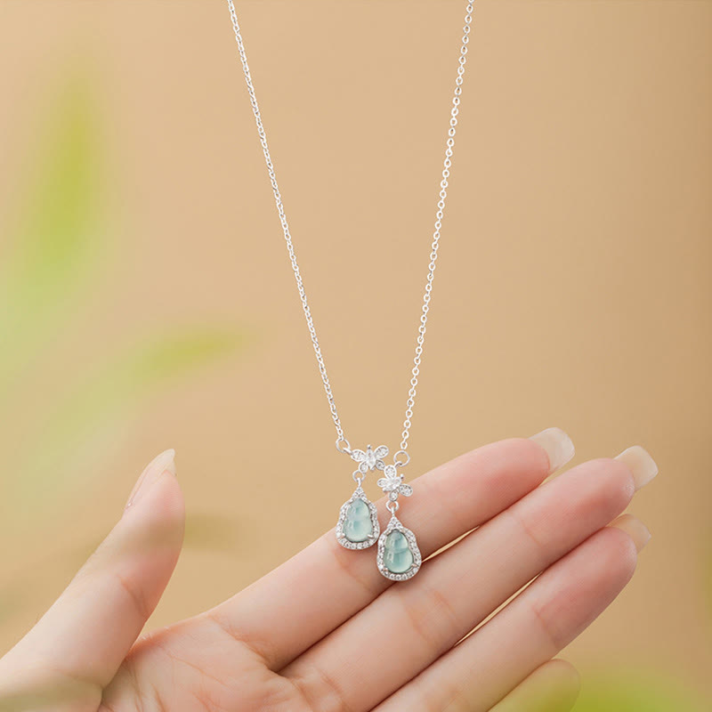 Grüne Jade Doppelkürbis Schmetterling Glück Halskette