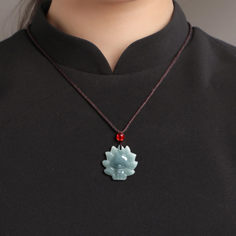 Grüne Jade-Halskette mit neunschwänzigem Fuchs – Wohlstandssymbol