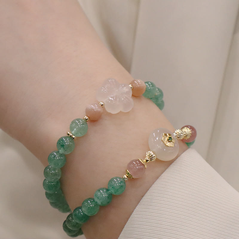 Grünes Erdbeerquarz-Chalcedon-Blumen-Dankbarkeitsarmband