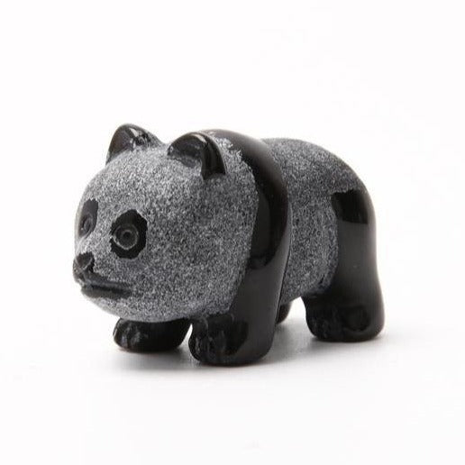 Handgeschnitzte Obsidian-Panda-Figur, 5,7 cm