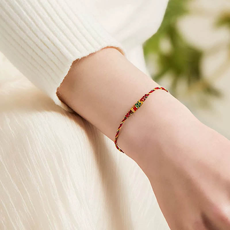 Handgefertigtes geflochtenes Armband mit Koi-Fisch-Motiv