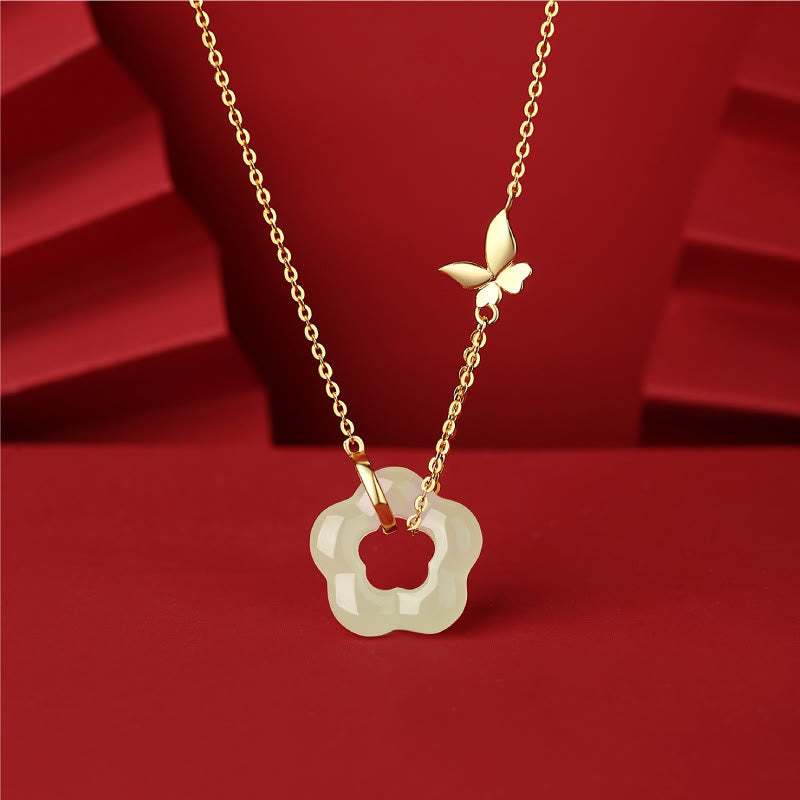 Halskette aus Sterlingsilber mit Schmetterling aus Hetian-Jade