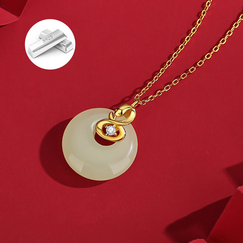 Hetian Jade Peace Buckle Schlangenhalskette