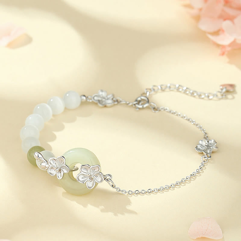 Glücksarmband aus Hetian-Jade mit Pfirsichblüte