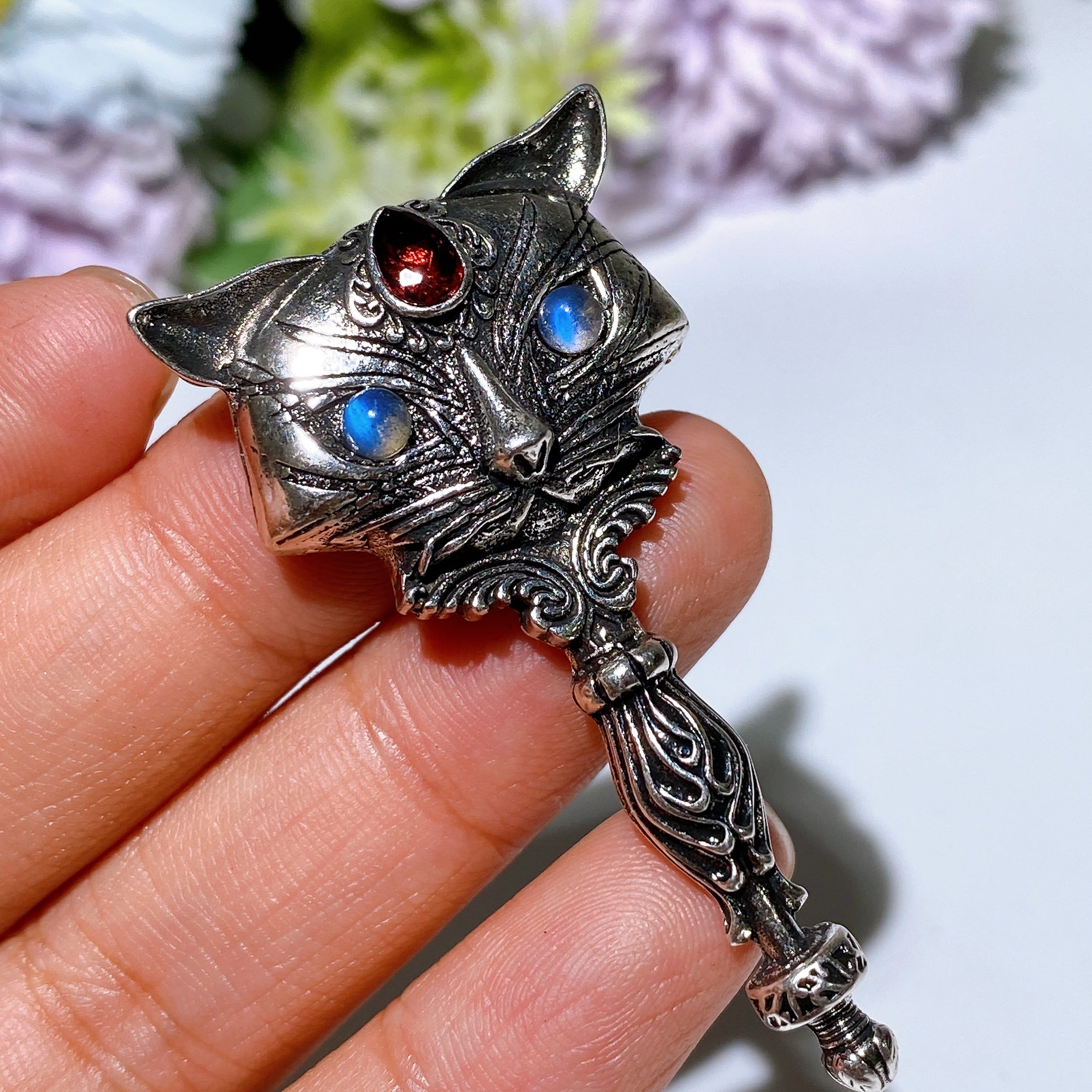 Labradorite Garnet Silver Cat Pendant for Spiritual Healing 2.1 inch