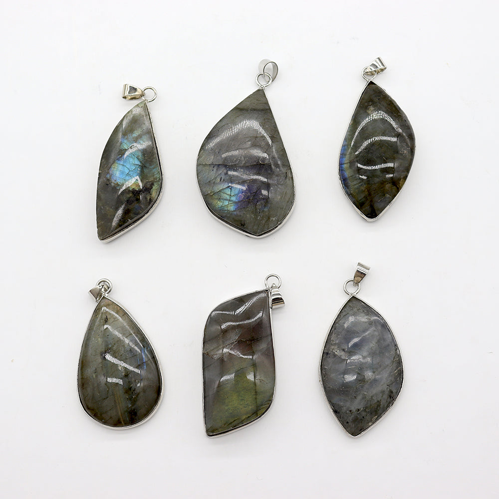 Labradorite Pendant with Iridescent Flashing Colors for Healing