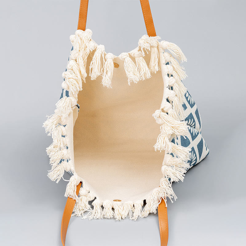 Große Tragetasche aus Canvas mit geometrischen Boho-Quasten, 50 cm