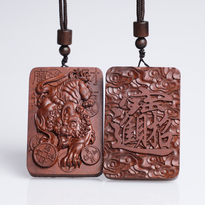 Vom Blitz getroffene Pixiu-Halskette aus Jujube-Holz für Glück