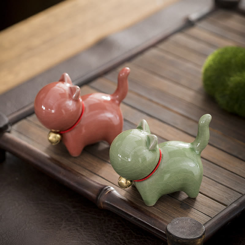 Mini-Glücksglocken-Katzenfigur aus Keramik für den Schreibtisch zu Hause