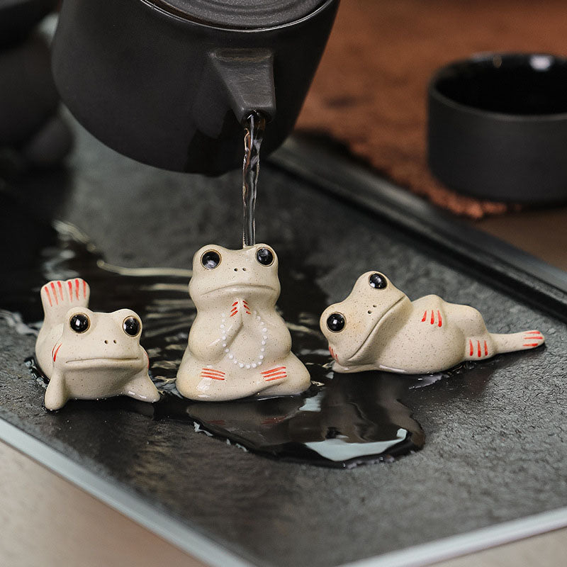 Mini-Keramikfigur eines betenden Frosches für Reichtum und Wohlstand