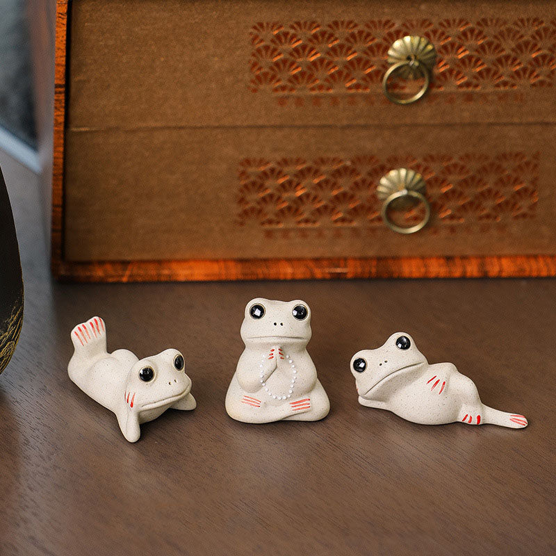 Mini-Keramikfigur eines betenden Frosches für Reichtum und Wohlstand