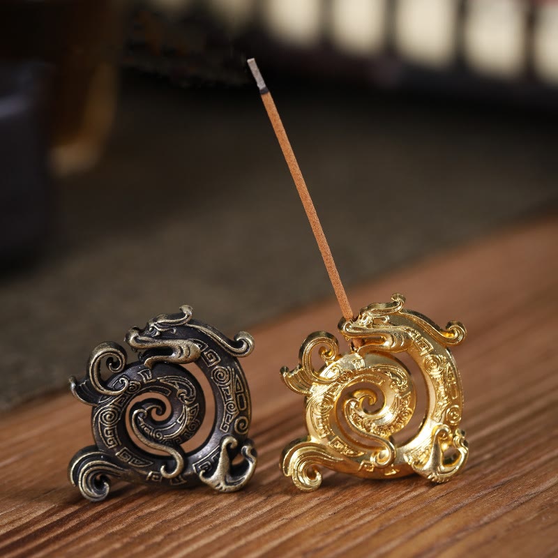 Mini-Räuchergefäß aus Zinklegierung mit Drachenmuster, 4 x 3,7 cm