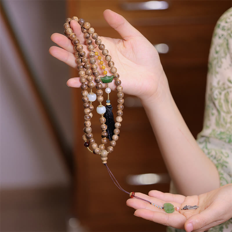 Natürliches Adlerholz-Bernstein-Jade-Armband für Gleichgewicht und Schutz