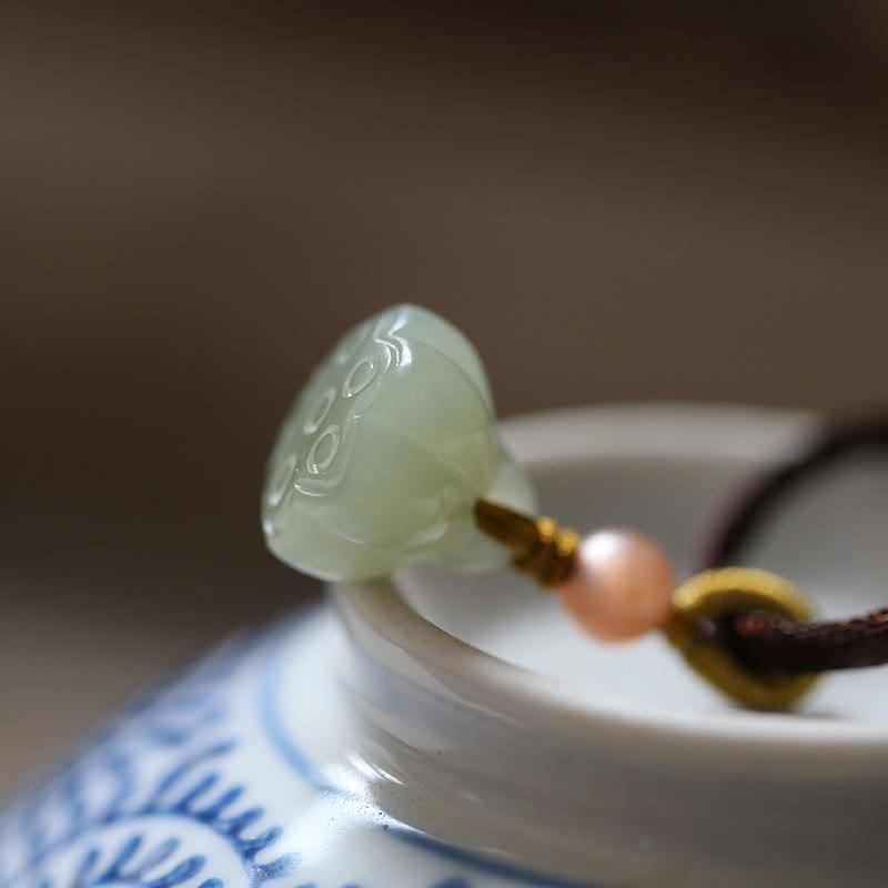 Natürliche Jade-Friedensschnalle & Lotus-Halskette | Energie im Überfluss