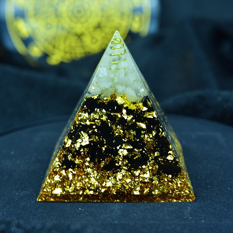 Obsidian-Orgonpyramide – Beschützer-Design
