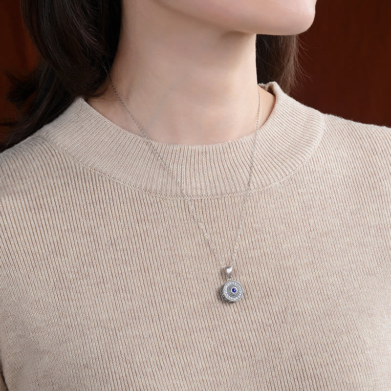 Om Mani Padme Hum Halskette aus 925er Sterlingsilber mit Lapislazuli | Liebe & Frieden