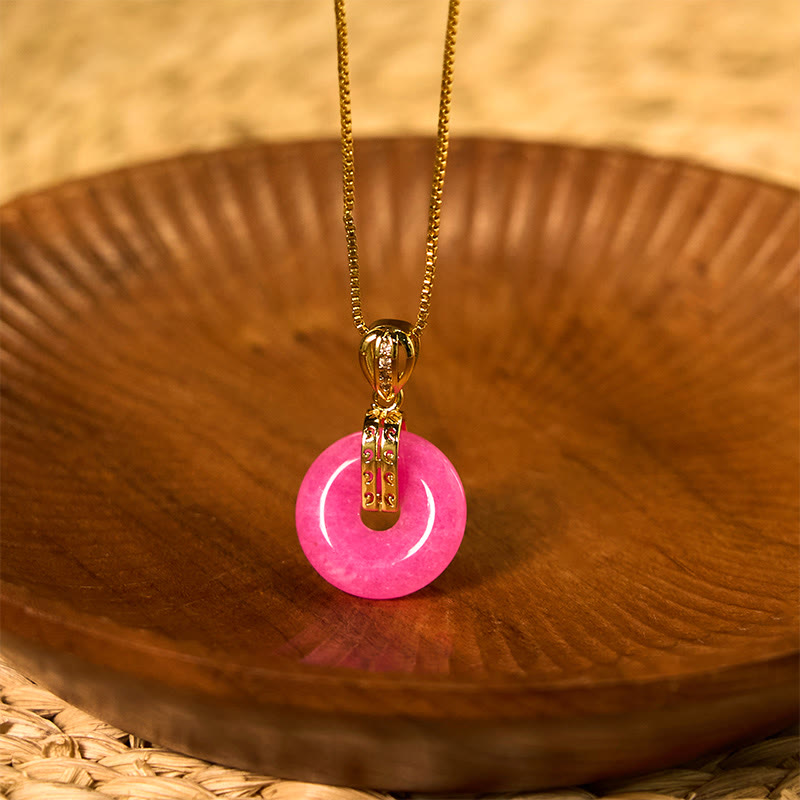 Lila Jade Peace Buckle Halskette für Glück und Ruhe