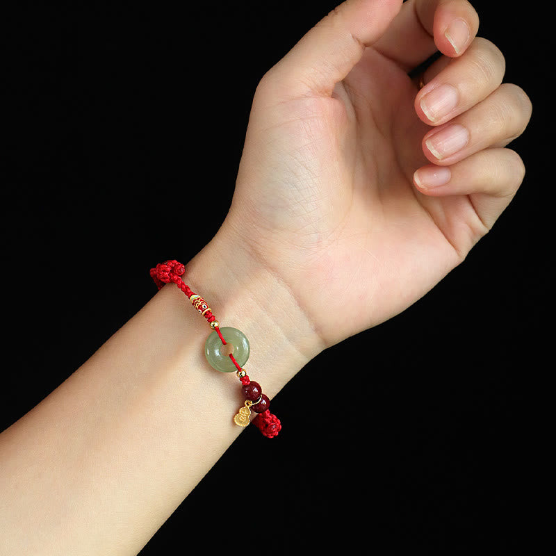 Rotes Hetian Jade Peace Buckle Schutzarmband