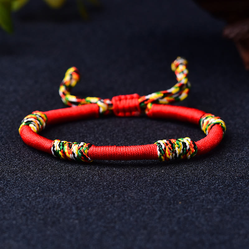 Rotes Schutzarmband mit tibetischem King Kong Knoten