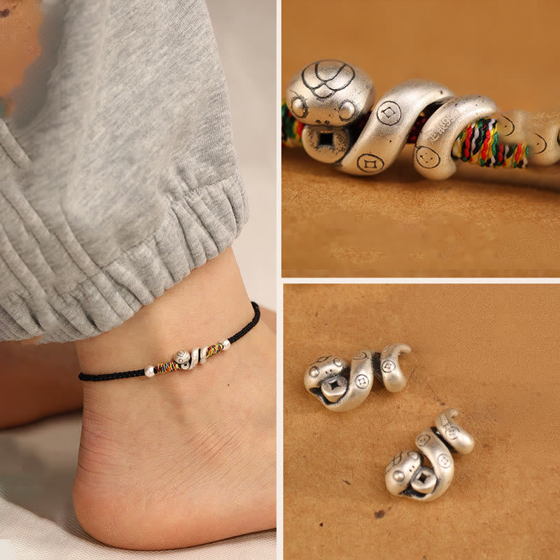 Fußkettchen mit Schlangenmotiv aus Sterlingsilber mit roter Schnur