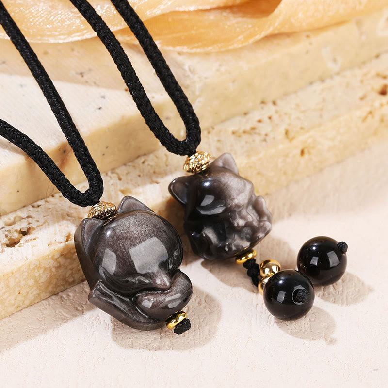 Silberfarbene Obsidian-Schutzkette mit neunschwänzigem Fuchs