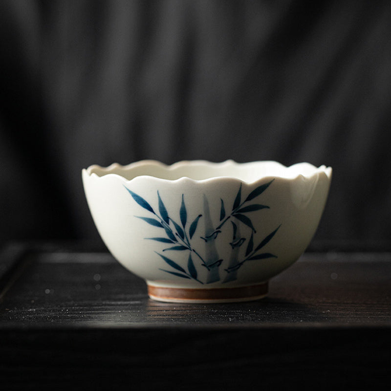 Kleine Keramik-Teetasse mit blauen Bambusblättern für Kung-Fu-Teerituale