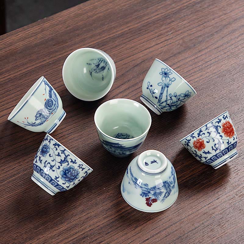 Kleine Keramik-Teetasse 50 ml | Blaue Landschaft, handgefertigtes Geschirr