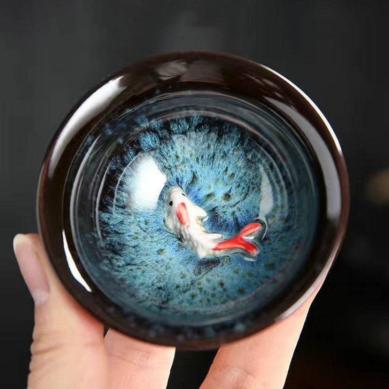 Kleine Koi-Fisch-Blau-Ofenwechsel-Teetasse aus chinesischer Jianzhan-Keramik, 75 ml