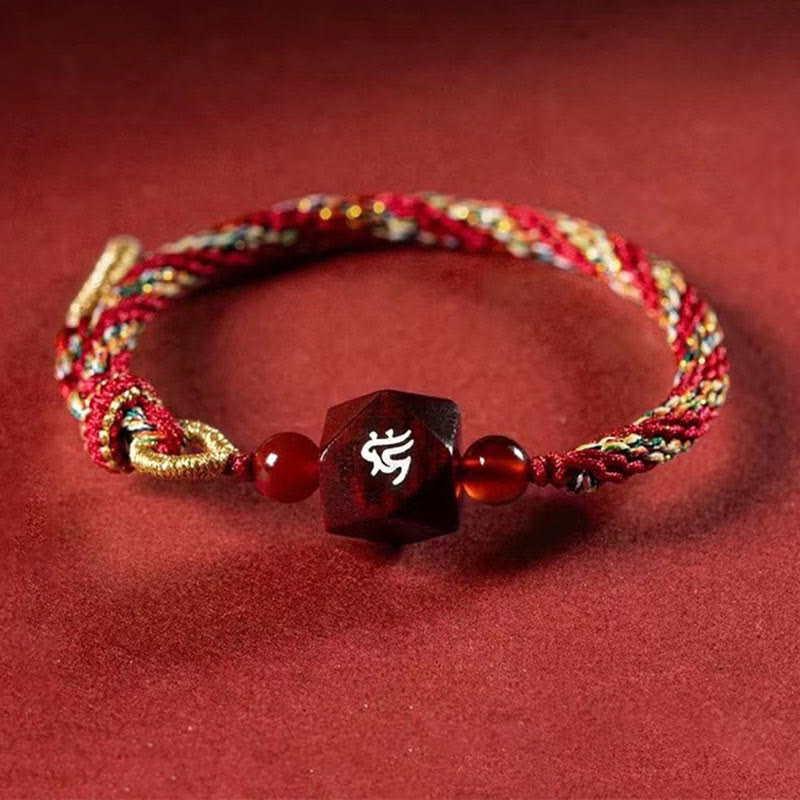 Kleines Blatt-Schutzarmband aus rotem Sandelholz mit chinesischem Sternzeichen