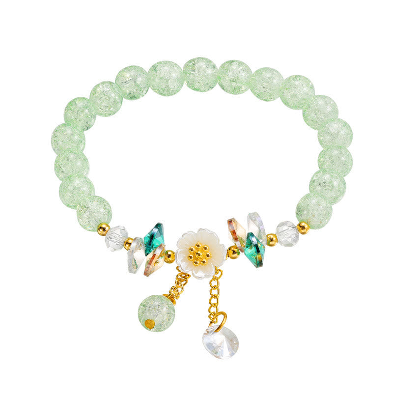 Spirituelles Glasperlenarmband mit Blumenanhänger zum Schutz