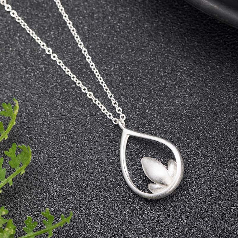 Sterling Silber Lotus Halskette für Wiedergeburt und Erleuchtung