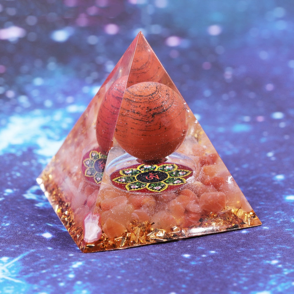 Kraft- und Mut-Achatpyramide – Meditationsakzent