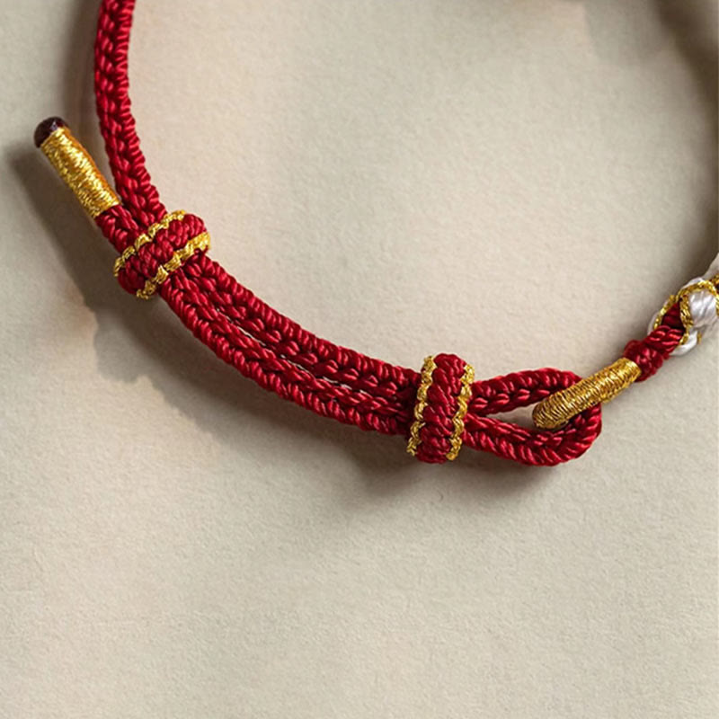 True Love Knot Rotes Schnurarmband für Schutz und Glück