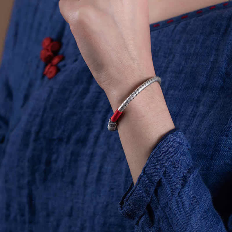 Unisex-Armband mit roter Schnur „Om Mani Padme Hum“ für Glück und Schutz