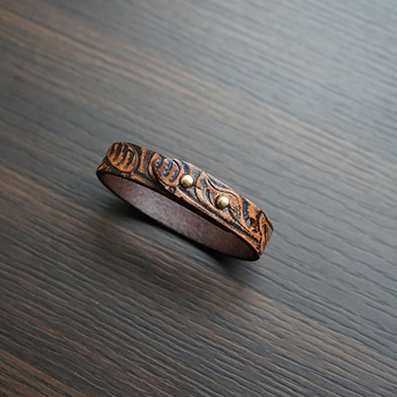 Spirituelles Armband aus bedrucktem Vintage-Leder mit Kupferbalance