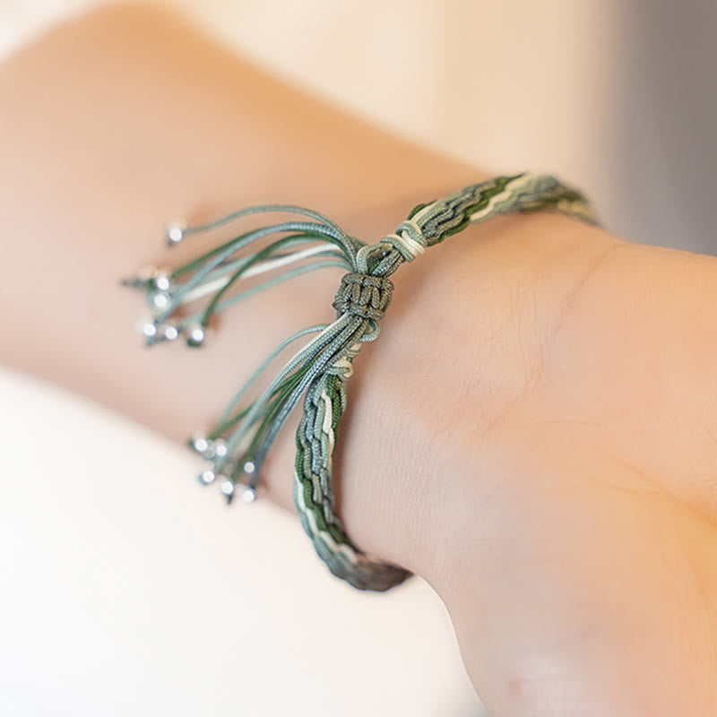 Weißes Jade-Bambus-Armband mit Kraft- und Glückskette