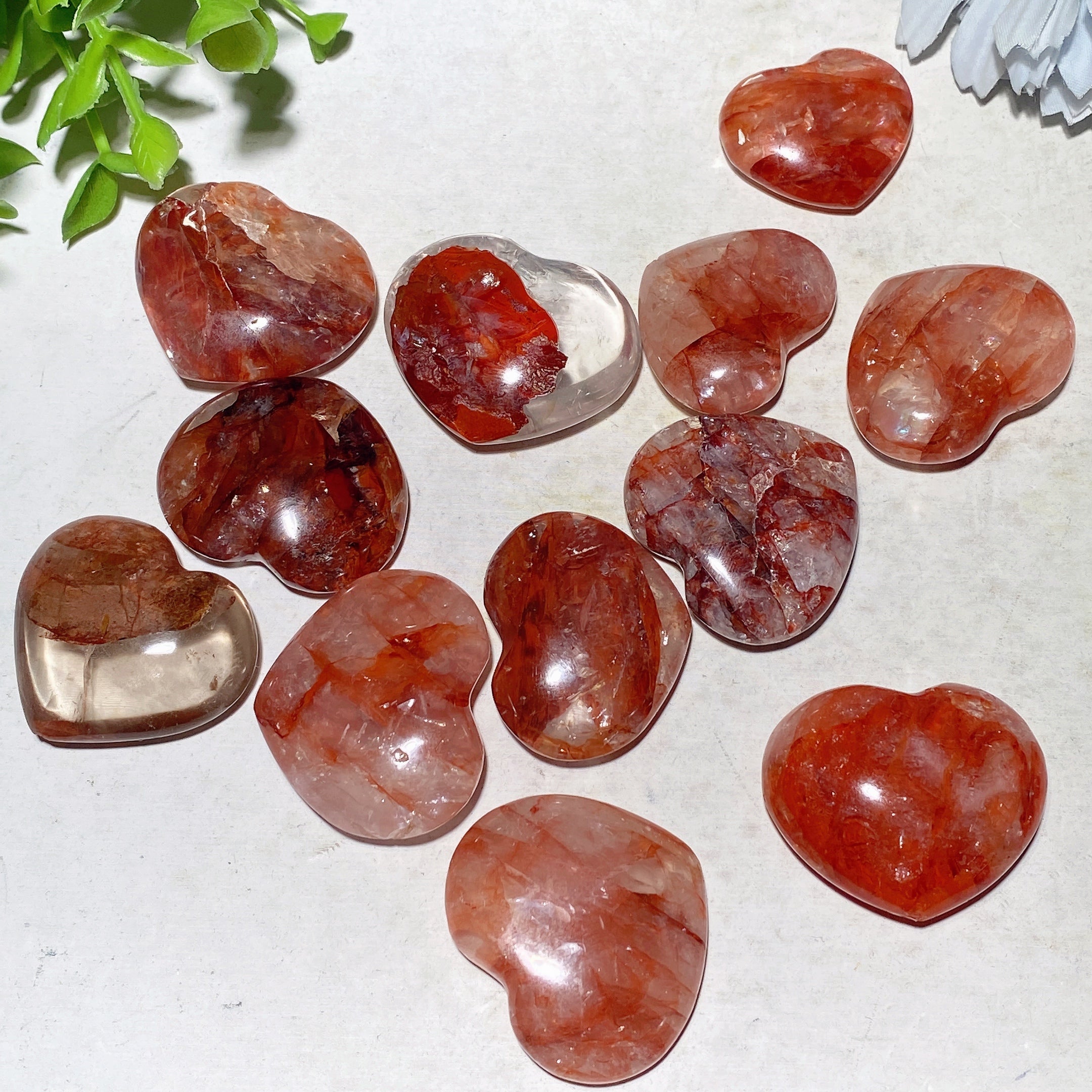 1.0-1.5 Inch Fire Quartz Crystal Heart Carvings for Healing