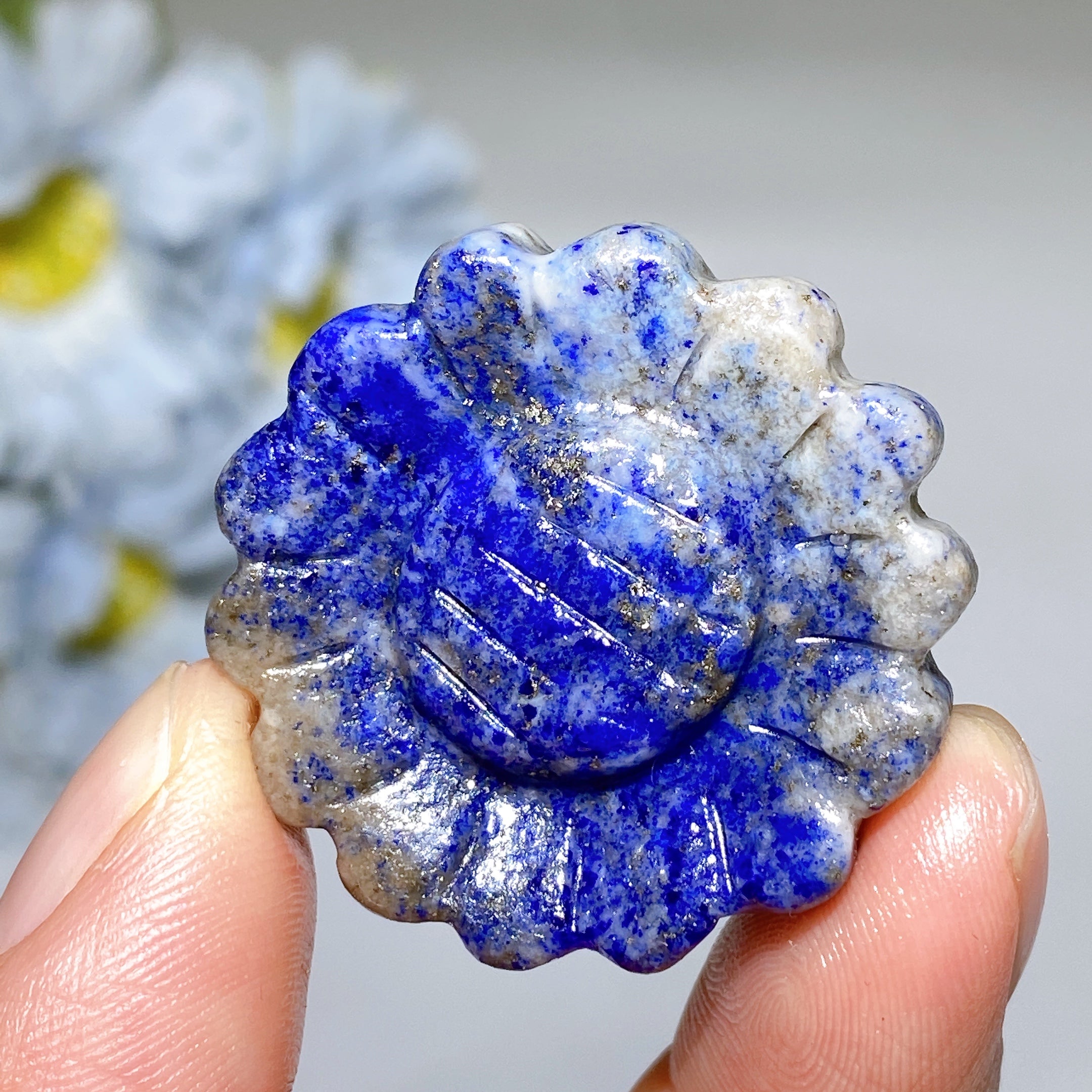 1.3-1.5 inch Mixed Crystal Sunflower Carving Crystal Figurines