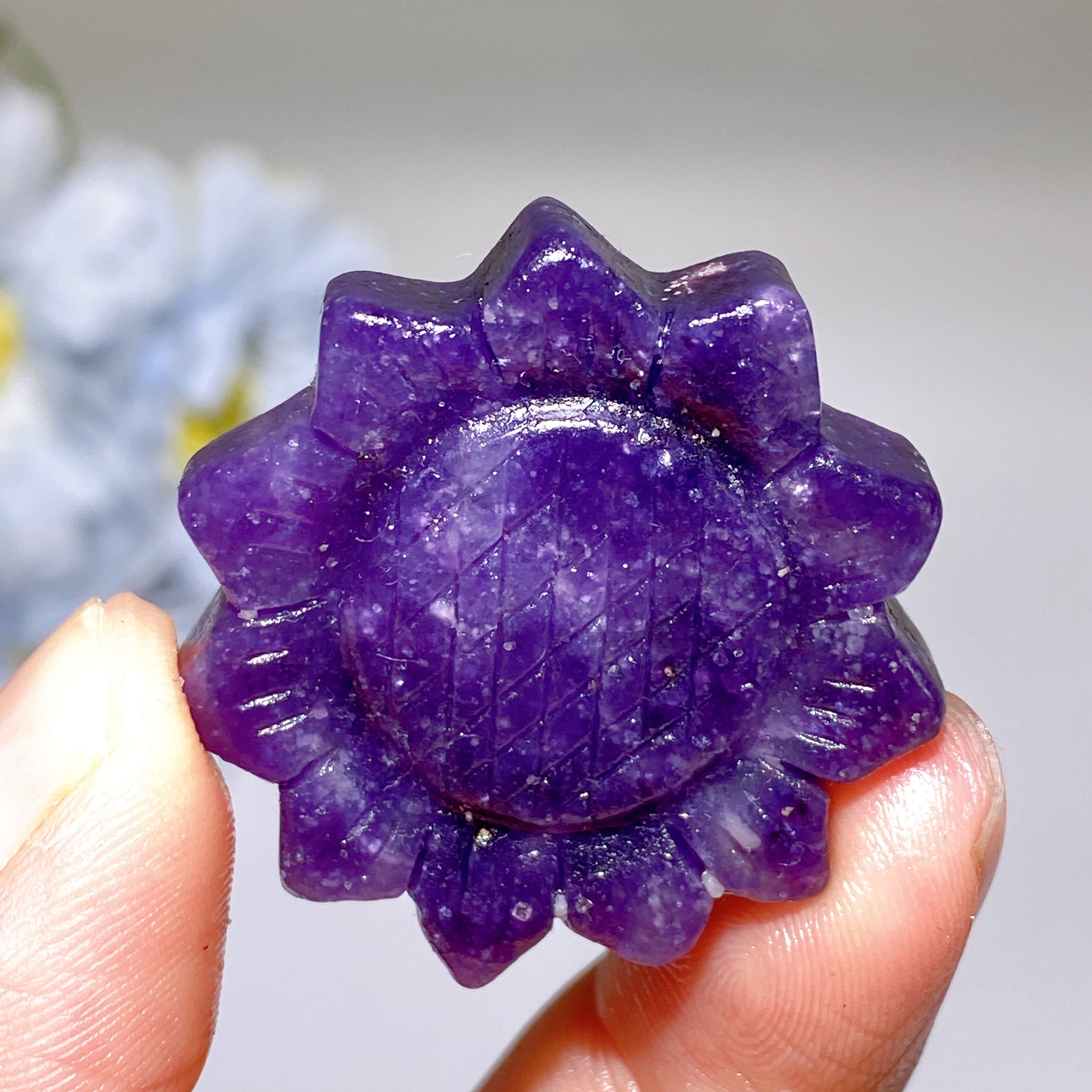 1.3-1.5 inch Mixed Crystal Sunflower Carving Crystal Figurines