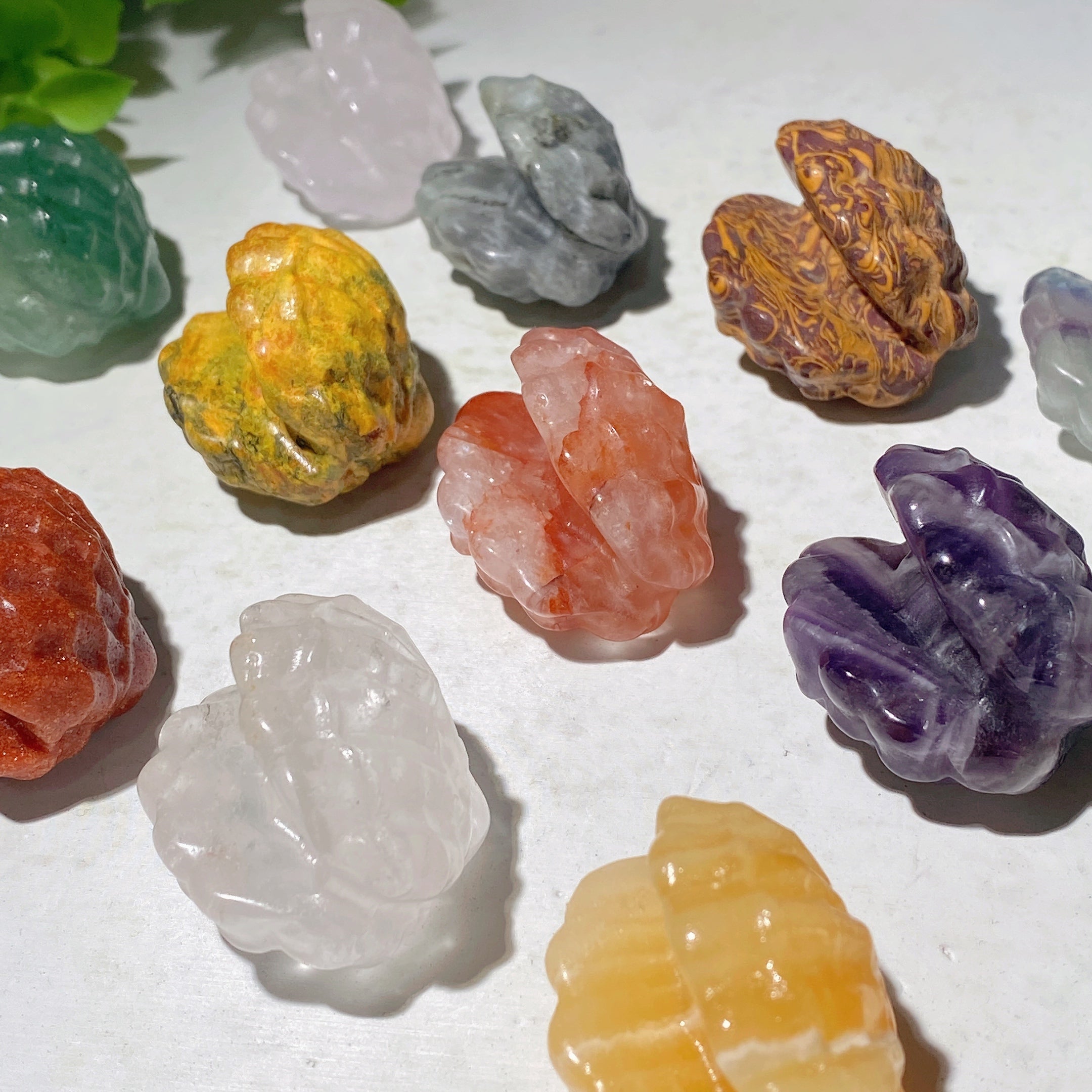 1.3 inch Mixed Crystal Shell Carvings Figurines for Healing