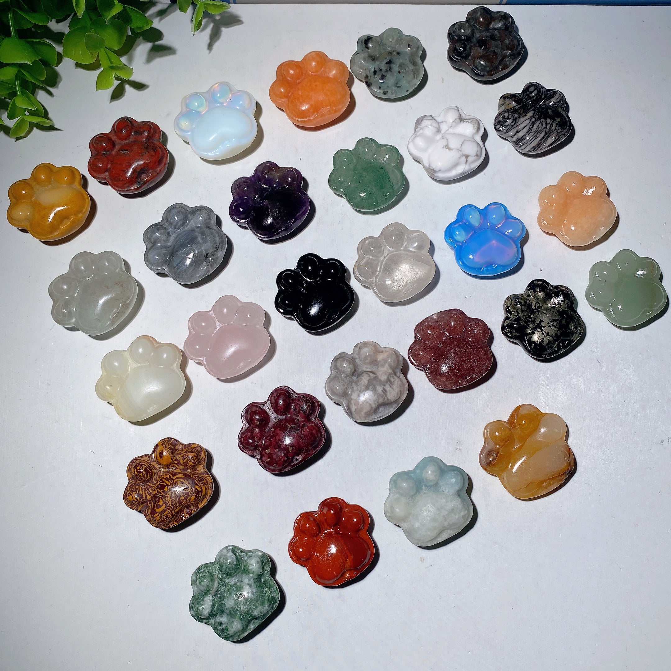 1.3in Mixed Crystal Cat Paw Carving for Healing