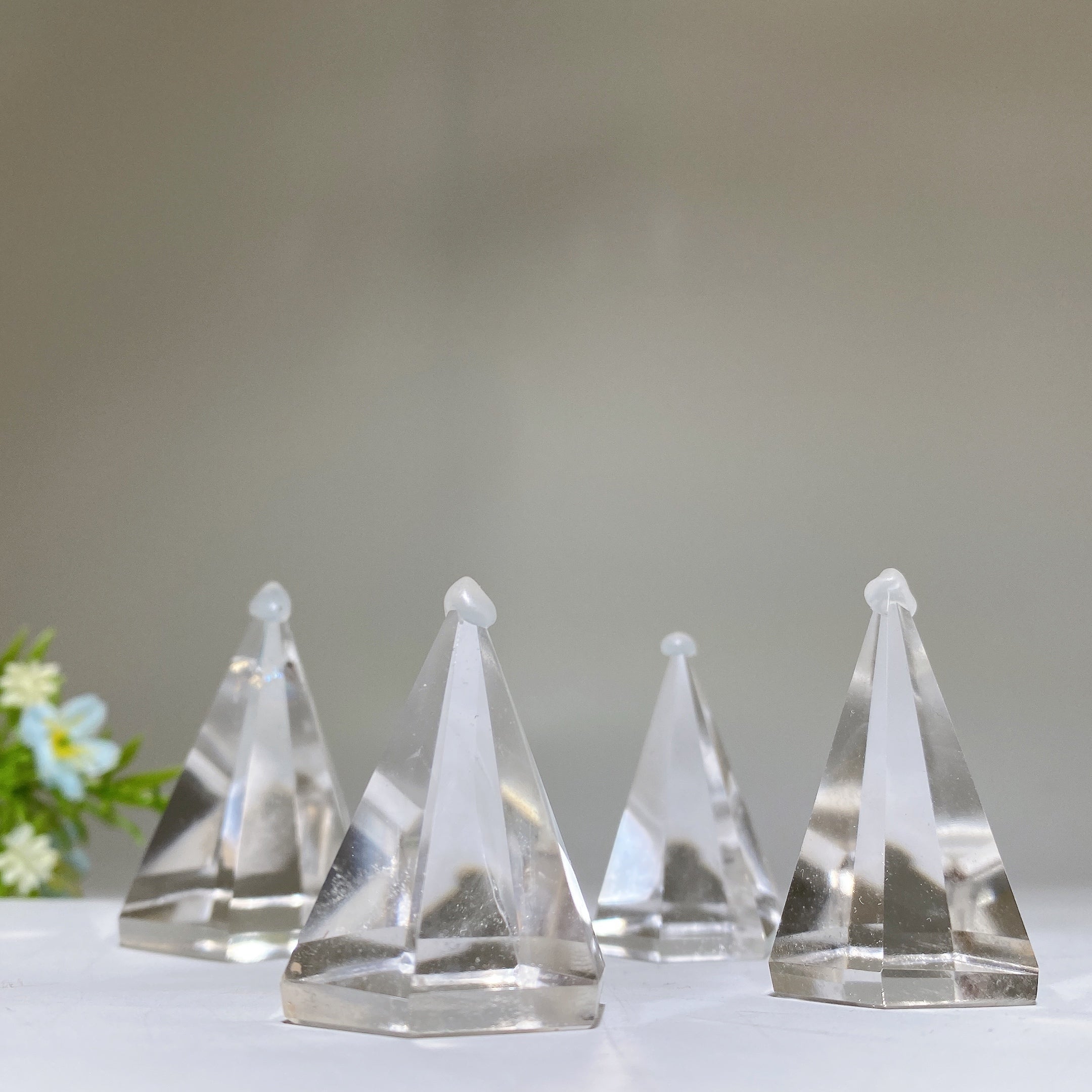 1.5-2.0 inch Clear Quartz Crystal Pyramid for Healing Meditation