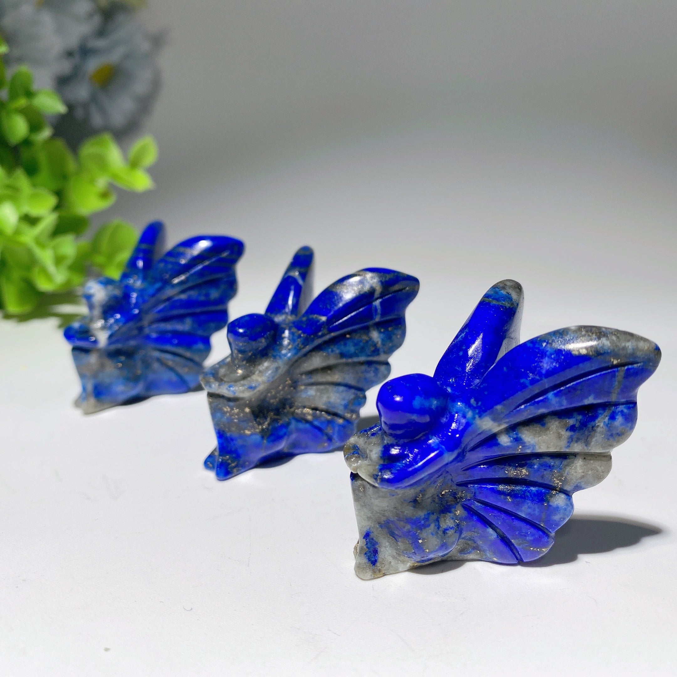 1,5 Zoll große Lapislazuli-Schmetterlingsfeen-Kristallfigur