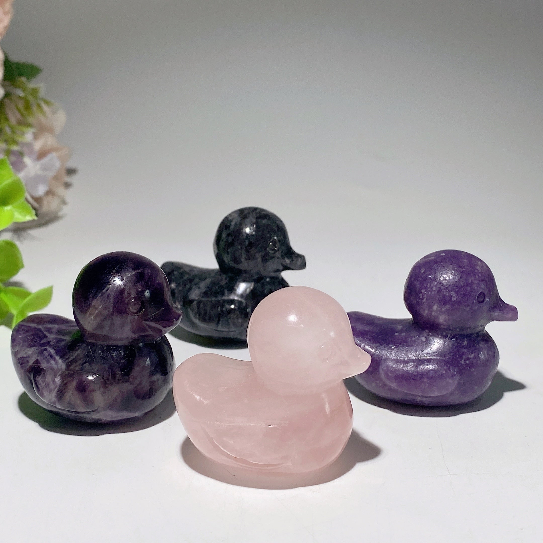 1.8 inch Mixed Crystal Spiritual Animal Figurine Duck Carvings