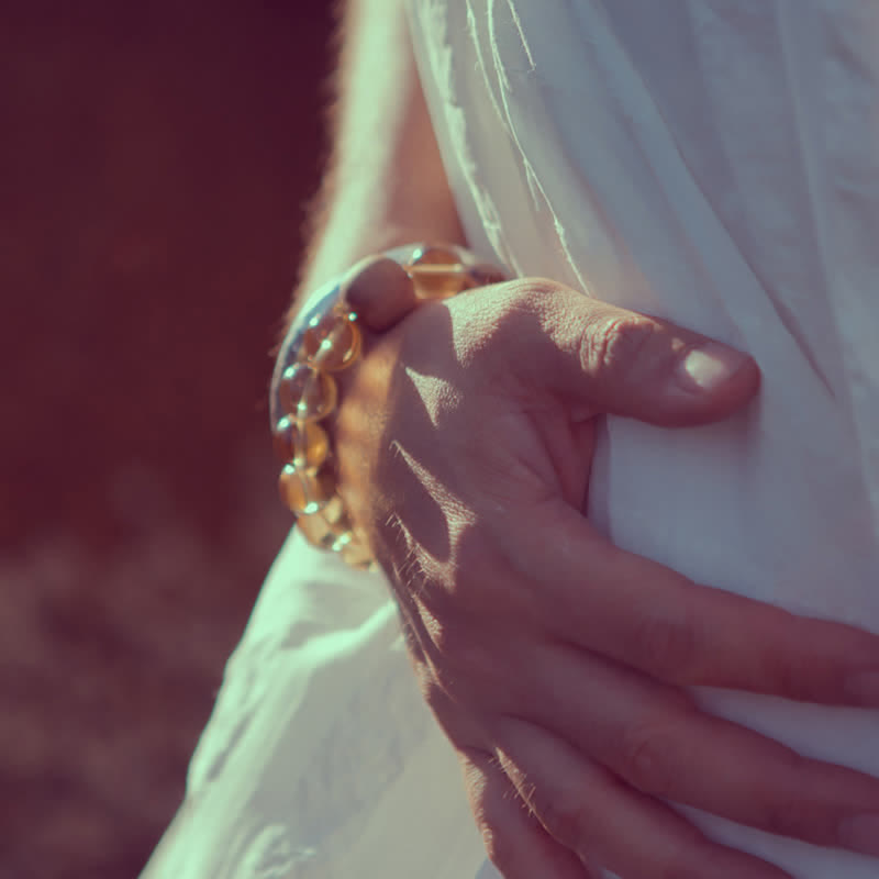 Mala-Armband mit 108 Citrin-Edelsteinperlen für Wohlstand und Schutz