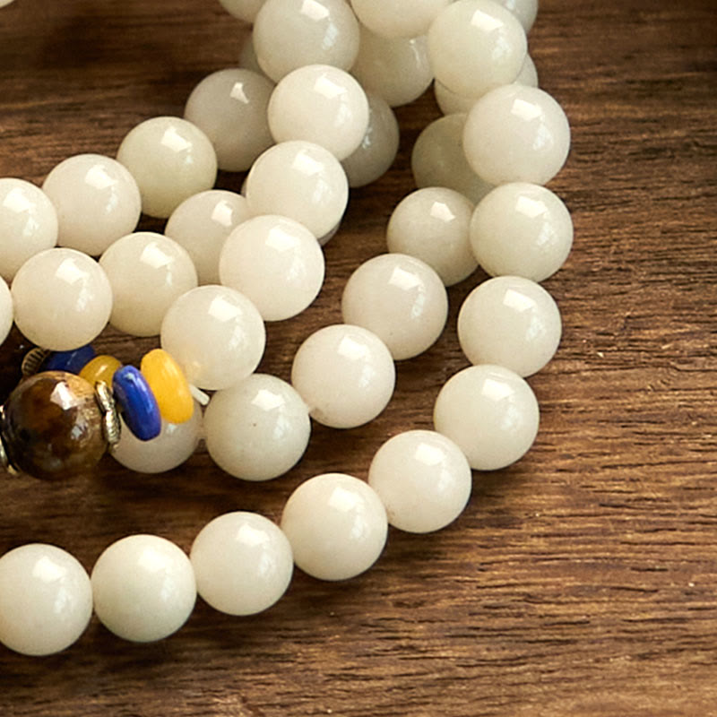 Mala-Armband aus goldener Seide mit 108 Perlen für Reichtum und Glück