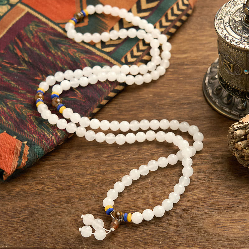 Mala-Armband aus goldener Seide mit 108 Perlen für Reichtum und Glück