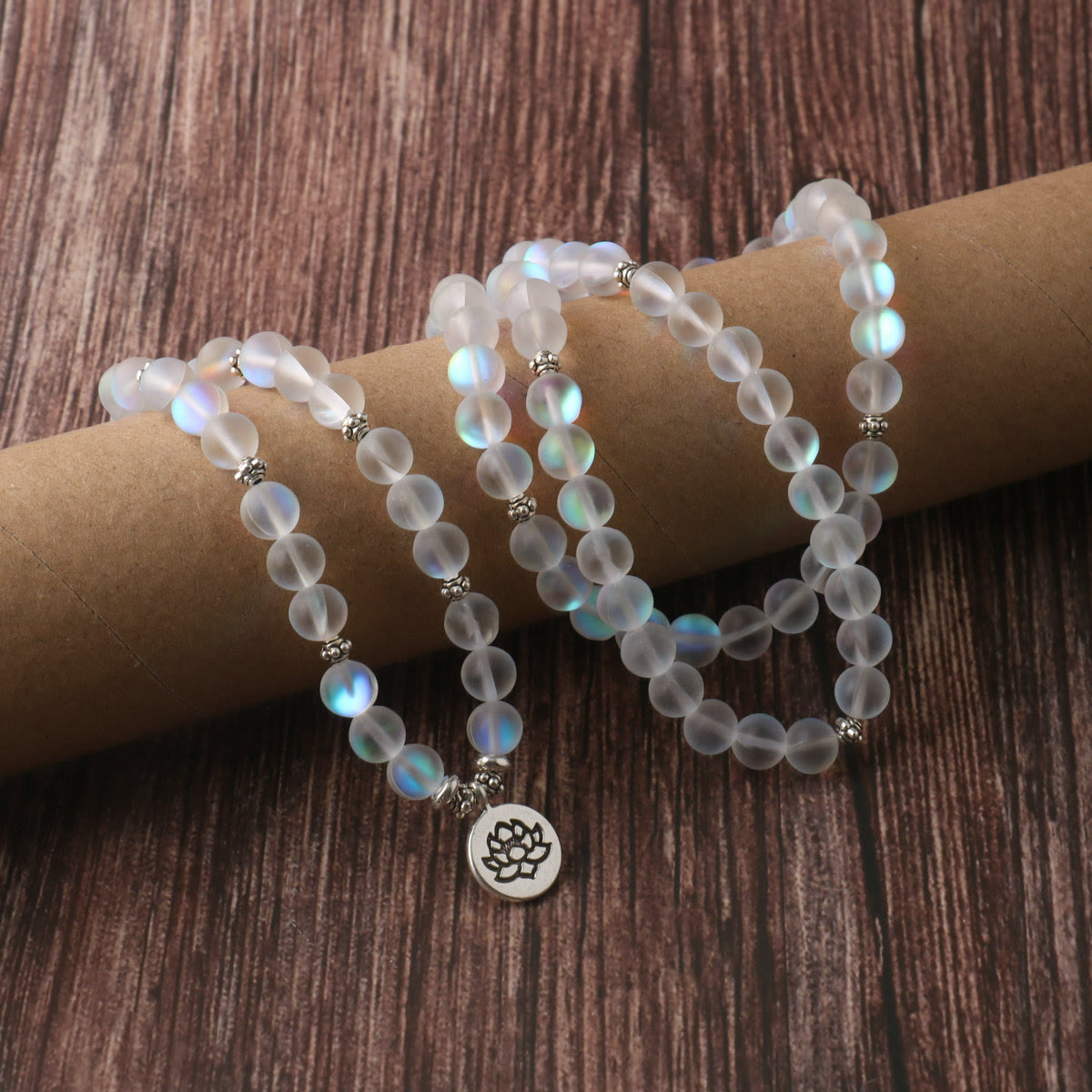 Lotusarmband mit 108 Perlen und Glitzersteinen für Meditation und Erleuchtung