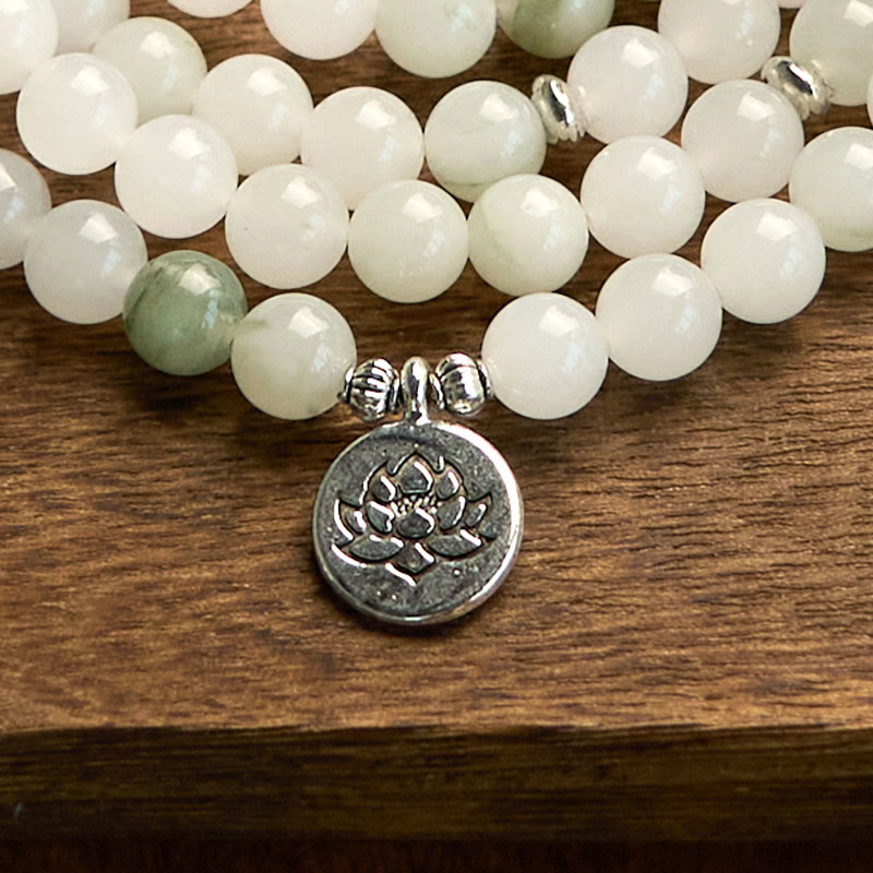 108 Perlen Tianshan Jade Lotus Glücksarmband 8mm