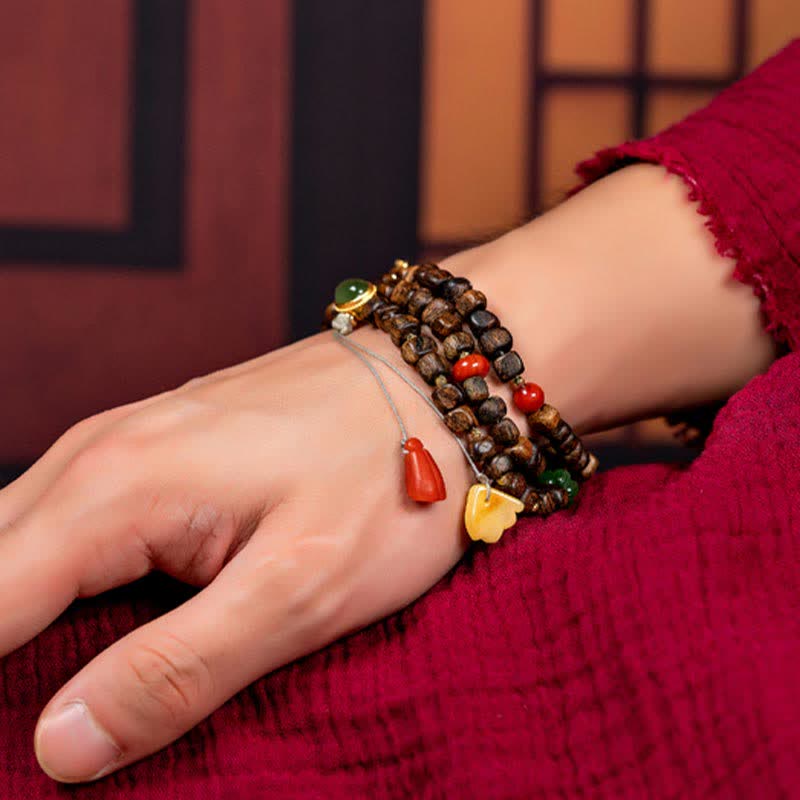 108 Mala-Perlen Adlerholz-Armband für Frieden und Stärke